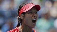 ínská tenistka Li Na se raduje ve 3. kole US Open.