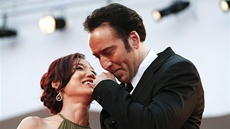 Herec Nicolas Cage a Alice Kimová (Benátky, 30. srpna 2013)