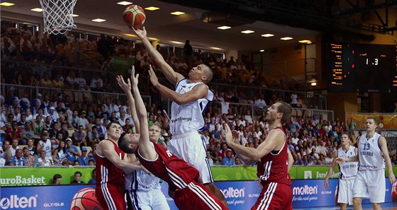 PÁD VELIKÁN. Rutí basketbalisté na mistrovství Evropy 2013 vyhoeli. Na