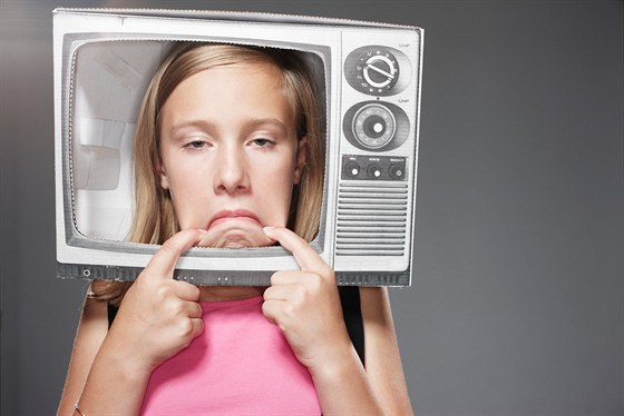 Dětská televize zatím mnoha dětem doma nefunguje
