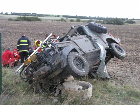 Dopravní nehoda na D11 u Chlumce nad Cidlinou (9.9.2013).