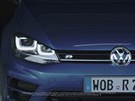 nový Volkswagen Golf R na okruhu