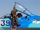 Ukrajinsk letoun Su-27 pat ke tvrt generaci sthaek. (CIAF 2013)