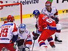 BOJ. eské hokejisty provázela na turnaji Euro Hockey Tour v Pardubicích...
