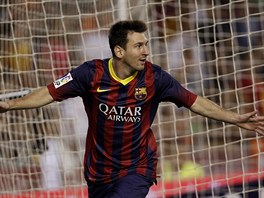 IST HATTRICK ZA TICET MINUT. tonk Barcelony Lionel Messi vstelil na...