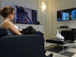 Samsung: Výrobce se snažil televizory ukázat i v tradičnějším "domácím"...