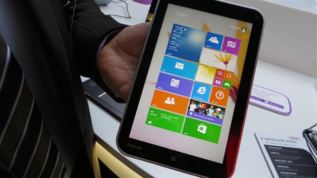 Toshiba ukázala celou adu novinek s Windows 8. Nabídne ultrabooky, herní...