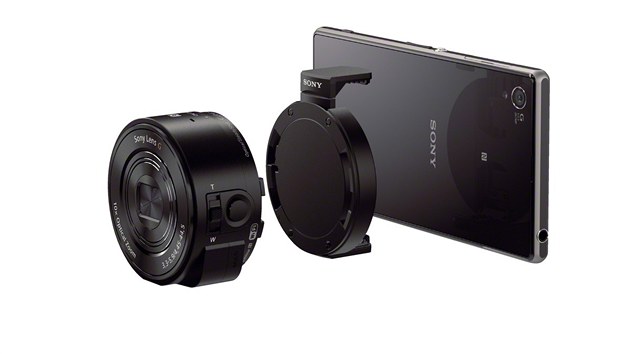 Externí objektiv Sony QX10 na Xperii Z1