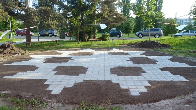 Labyrint ve tvaru hvzdy, pedstavuje spojen mezi nebem a zem. lovk, kter stoj uprosted labyrintu by ml doshnout duchovn rovnovhy.