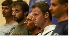 Propu�t�ní Slováci na tiskové konferenci v Bratislav� (1. zá�í 2013)