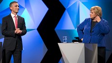 Dosavadní norský premiér Jens Stoltenberg debatuje p�i televizním p�edvolebním...