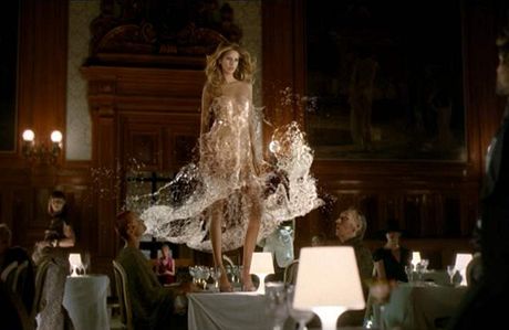 "Nah" Hana Soukupov v reklamnm spotu