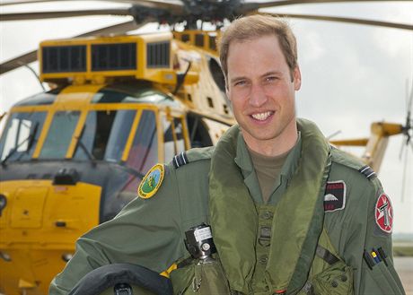 Princ William coby pilot RAF (1. ervna 2012)