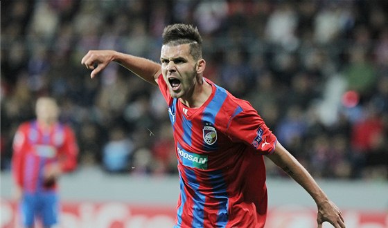 PODÍLEL SE NA POSTUPU. Michal uri se jedním gólem podílel na vítzství 2:0 nad Vojvodinou Novi Sad. Ilustraní snímek