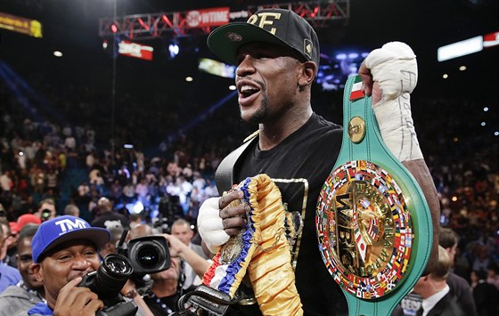 Floyd Mayweather Jr.s pásy pro svtového ampiona.