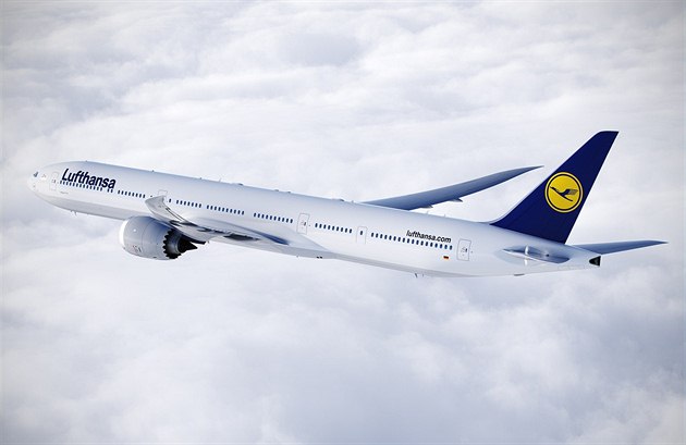 Nevídané. Na letišti v Brně mimořádně přistál vůbec první Boeing 777 s pasažéry