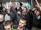 Protestující havíi uvnit bývalého editelství OKD na Prokeov námstí v