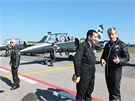 Pedletová píprava - v popedí levý krajní pilot Patrick Marchand s mechanikem