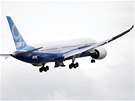 Boeing 787-9 Dreamliner pi letu nad americkým státem Washington.