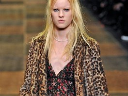 Leopard podle Saint Laurent - zcela v punkovm duchu zdobil na podzim plyov...