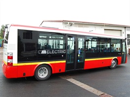 Akumulátory má dvoudvéový elektro bus v zadní ásti vozidla, proto je délka...