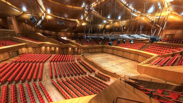 msk svatostnek hudby Parco della Musica lk i na venkovn koncerty. Cel arel uren kultue navrhl jeden ze souasnch nejvznamnjch architekt planety, Ital Renzo Piano.