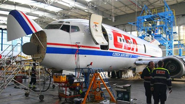 Boeing 737-500