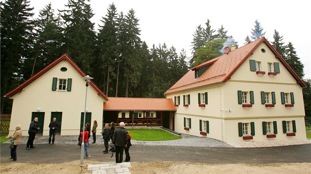 Objekty bval vletn restaurace sv. Linhart v karlovarskch lzeskch lesch jsou po rekonstrukci.