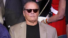 V HLEDI�TI. Zápasu p�ihlí�eli i známé osobnosti, jako herec Jack Nicholson.