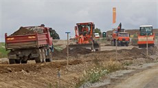 Rekonstrukce úseku ZaoviceOkíky na krajské silnici II/405, tedy na hlavním...