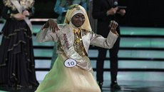 Jednadvacetiletá muslimka prožívala vítězství v soutěži velmi emotivně.