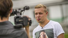PED KAMEROU. Petr Nerad líí, jak v klubu TJ Sokol epy zaínal s fotbalem....