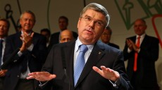 Nový pedseda Mezinárodního olympijského výboru Thomas Bach po vítzství ve