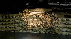 Napímení odhalilo rozsah zkázy lod, které havarovala 13. ledna 2012. Pohled