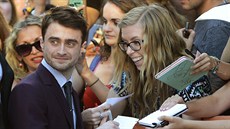 Daniel Radcliffe s fanouky (Toronto, 10. záí 2013)