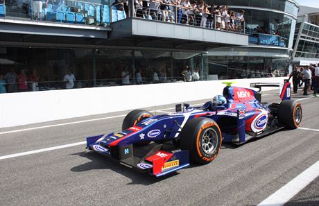 Jolyon Palmer podal v Singapuru v závod GP2 ivotní výkon a prosadil se v