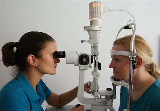 Oční klinika v Liberci už nějakou dobu funguje, nyní začne s operacemi.