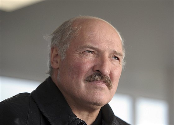 Devětapadesátiletý Lukašenko otěže Běloruska pevně svírá od roku 1994, kdy byl...