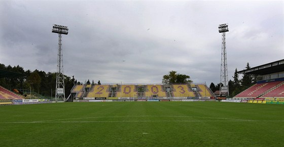 Kolik absolvent píbramské fotbalové akademie se ukáe v lize na stadionu Na Litavce.