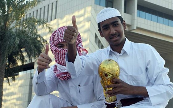 Kataané slaví zisk poadatelství fotbalového MS 2022