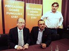 Pedseda SSD Bohuslav Sobotka, ústecký poslanec Jaroslav Foldyna a bývalý