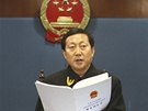Soudce Wang Sü-kuang pedítá rozsudek. Po Si-lajovi hrozil trest smrti, ale