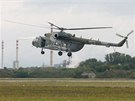 Transportn vrtulnky armdy se rozlouily s letitm v Bochoi peletem nad...