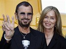 Ringo Starr a jeho manelka Barbara Bachová (24. záí 2013)