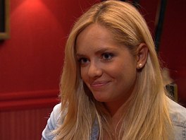 Miss World 2006 Taťána Kuchařová momentálně hraje v seriálu Gympl s ručením...