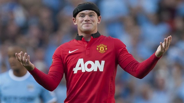 A CO JSEM ML DLAT? Wayne Rooney, tonk Manchesteru United, reaguje na prvn gl City.