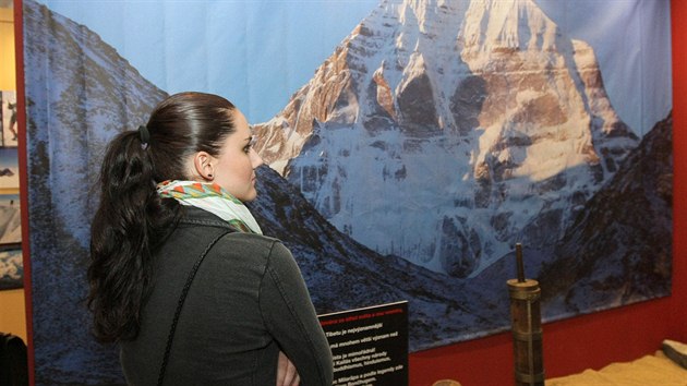 Návštěvníci výstavy Šangri-la v Olomouci mají možnost vidět desítky předmětů z Nepálu, Bhútánu, Tibetu a Indie. Je to výsledek dvaceti let cestování.