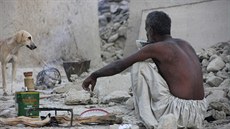 Podle pákistánských úad zemtesení v Balúistánu zniilo místy a 90 procent...