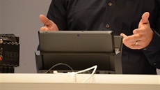 Dokovací stanici pro Surface Pro 2 ocení pedevím nároní uivatelé.