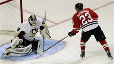 ZASE SPOLU? eský branká Tomá Vokoun by se po vyléení krevní sraeniny mohl vrátit zpátky do branky Pittsburgh Penguins.